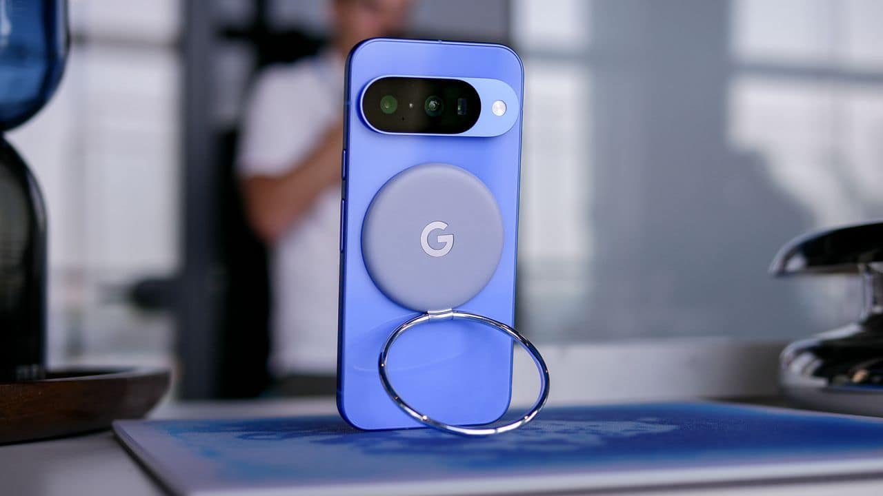 After a year of MagSafe case frustration, Pixelsnap is the only Pixel 10 upgrade I care about